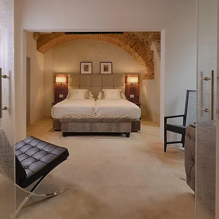 Donati Luxury Tower Hotel 5*