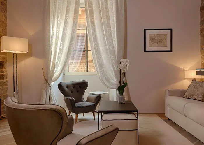 Donati Luxury Tower 5*