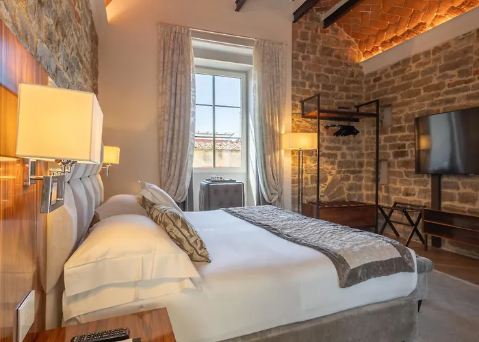 Donati Luxury Tower Hotel 5*