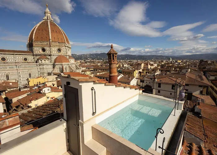 Donati Luxury Tower 5*