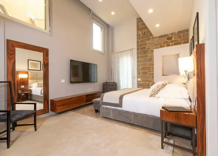 Donati Luxury Tower Hotel 5*