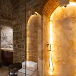 Donati Luxury Tower Ξενοδοχείο