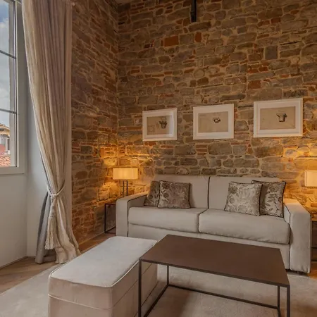 Donati Luxury Tower 5*