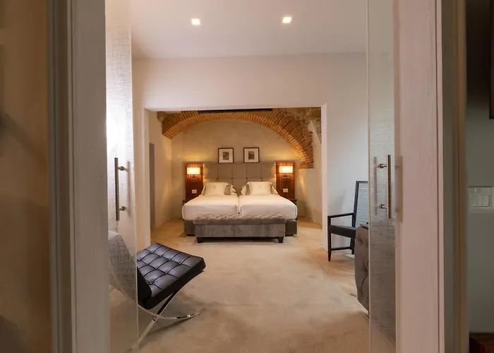 מלון Donati Luxury Tower 5*