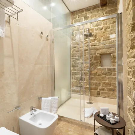 Donati Luxury Tower Hotel 5*